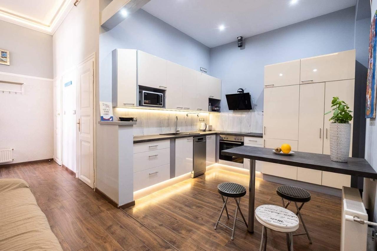 V6 Apartment By Small Home Budapest Exterior foto